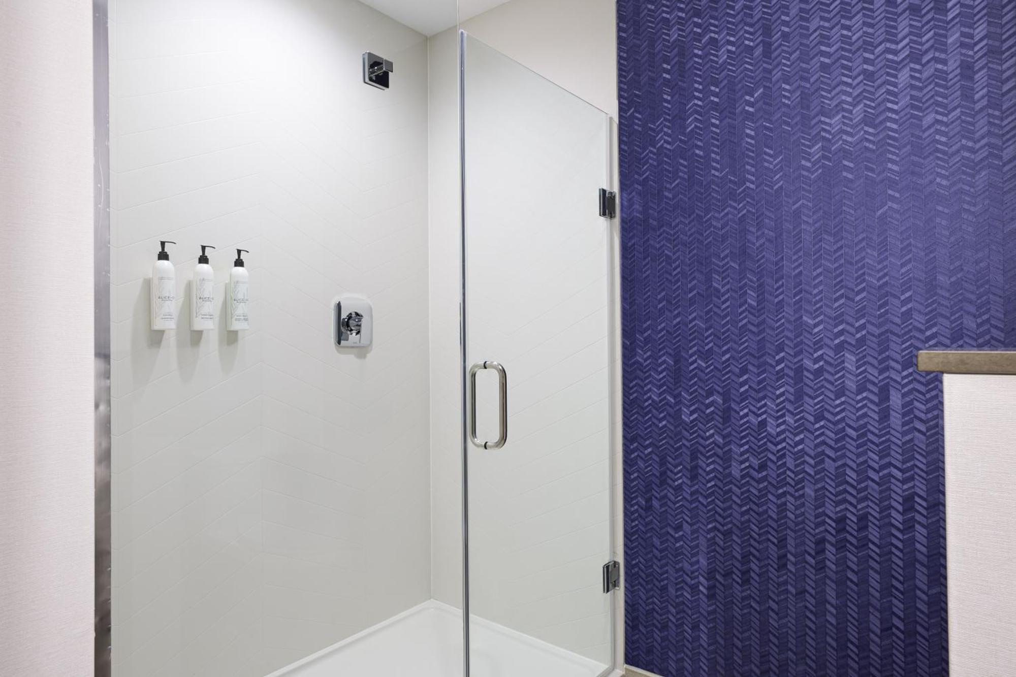 Fairfield By Marriott Inn & Suites Cincinnati Oakley Екстериор снимка