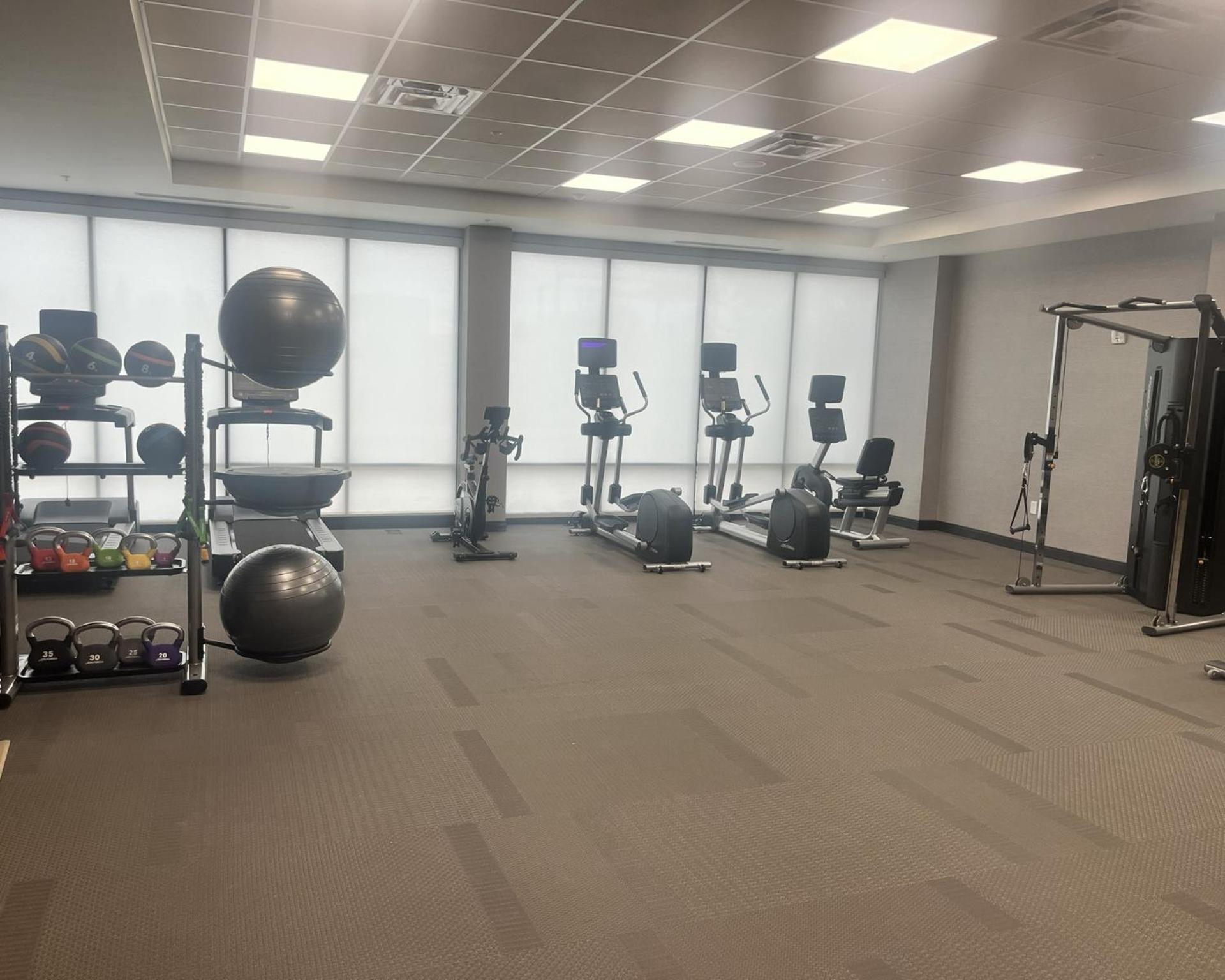 Fairfield By Marriott Inn & Suites Cincinnati Oakley Екстериор снимка