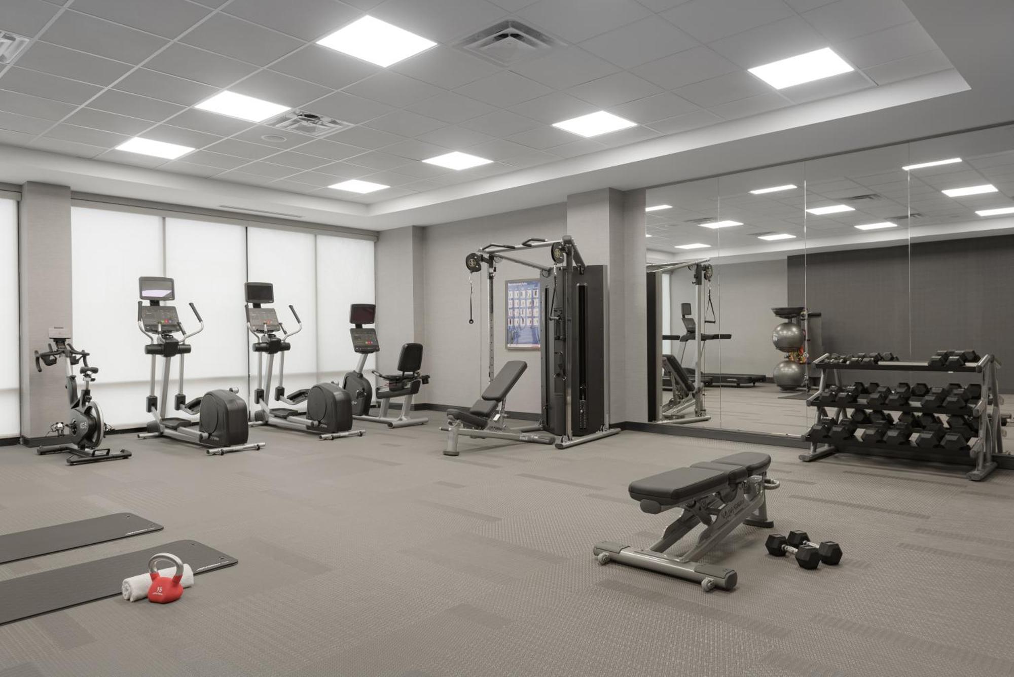 Fairfield By Marriott Inn & Suites Cincinnati Oakley Екстериор снимка